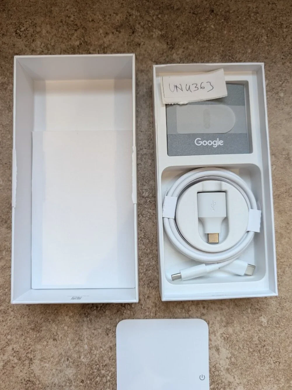 Google Pixel OEM USB Cable, USB A-C Adpr, Sim Tool, Box for Pixel 8 Obsidian Blk